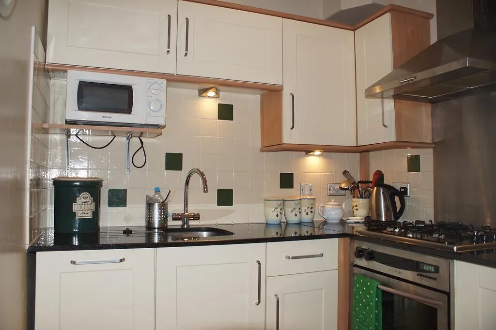 Heriothill Apartment Edinburgh